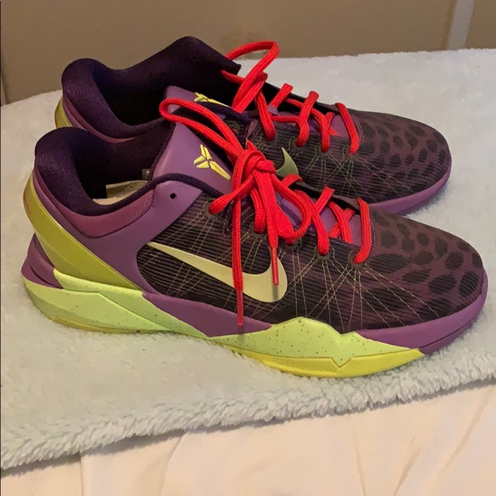 Nike Kobe Christmas Sneakers
